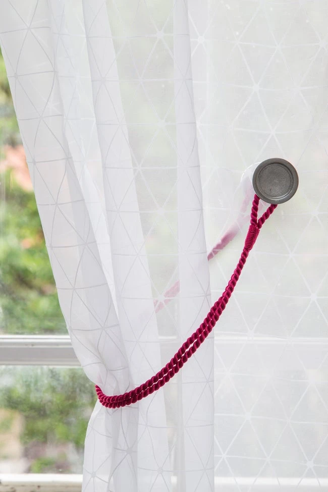 Cordon Viscose Pour Voilage Dia. 6mm, Fuschia 1 Cordon Viscose Pour Voilage Dia. 6mm, Fuschia